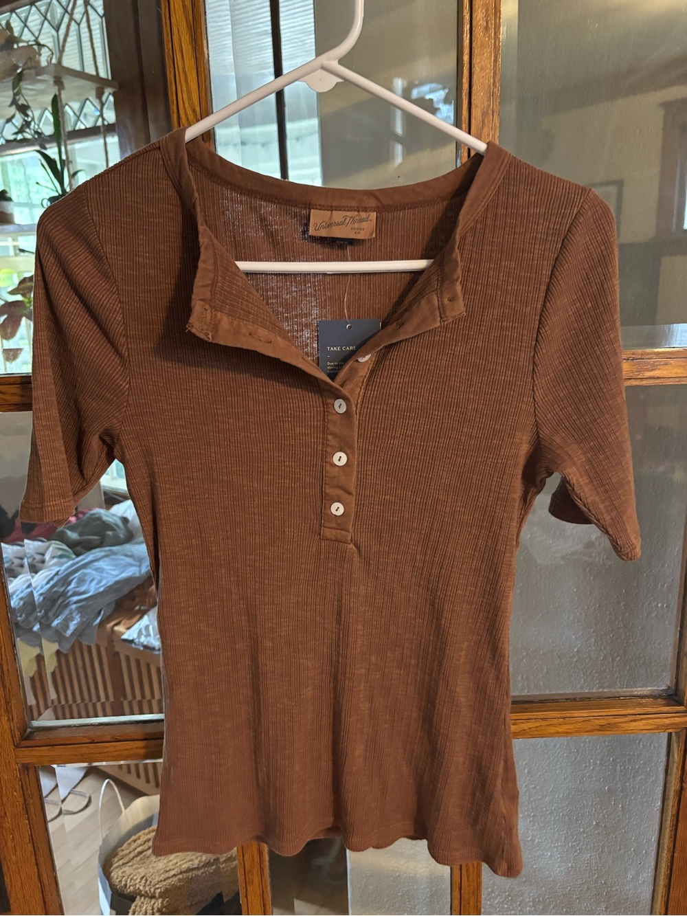Universal Thread Short-Sleeve Ribbed Henley Top in Brown